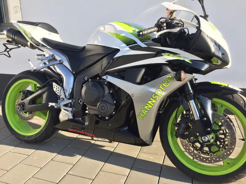 Honda CBR 600 - foto 5