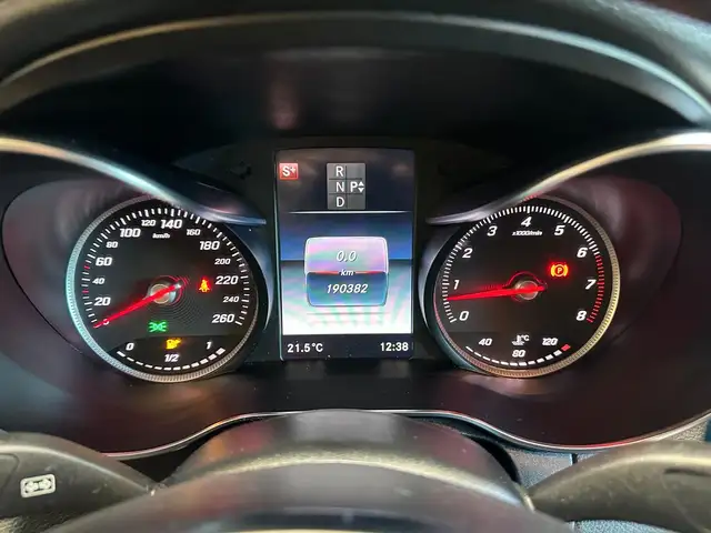 Mercedes-Benz C-Class view 14