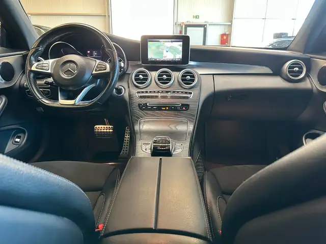 Mercedes-Benz C-Class view 10