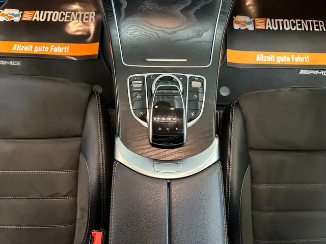 Mercedes-Benz C-Class view 12
