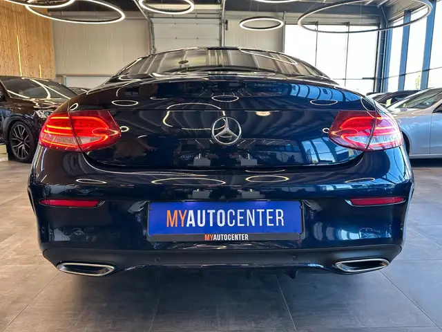 Mercedes-Benz C-Class view 25