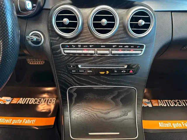 Mercedes-Benz C-Class view 11