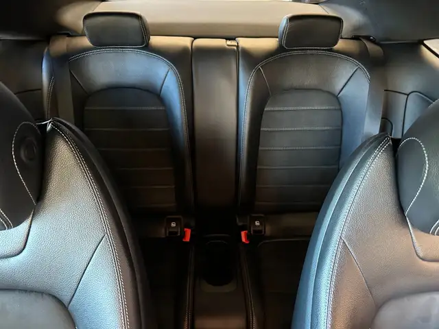 Mercedes-Benz C-Class view 13
