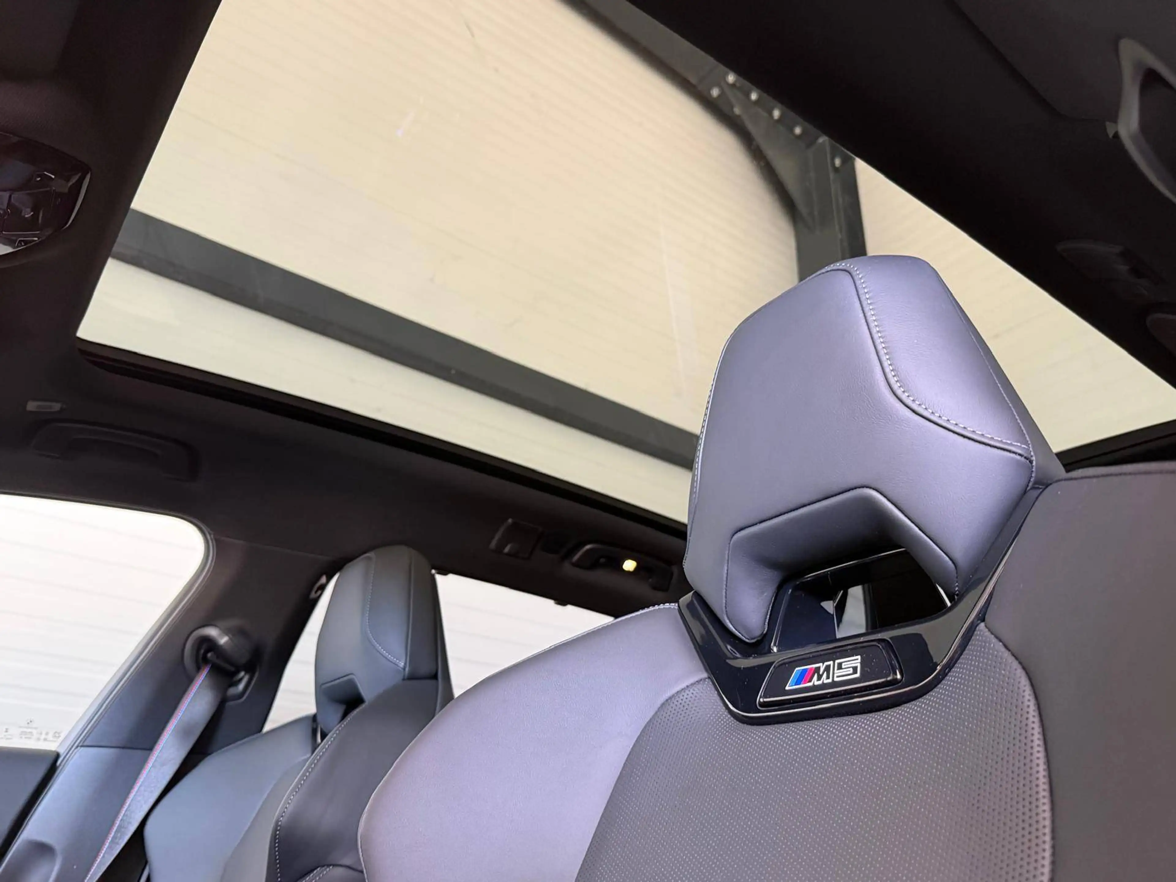 BMW M5 M5 TOURING / COMFORT / AHK / PANO / ICONIC / 21" — photo 15
