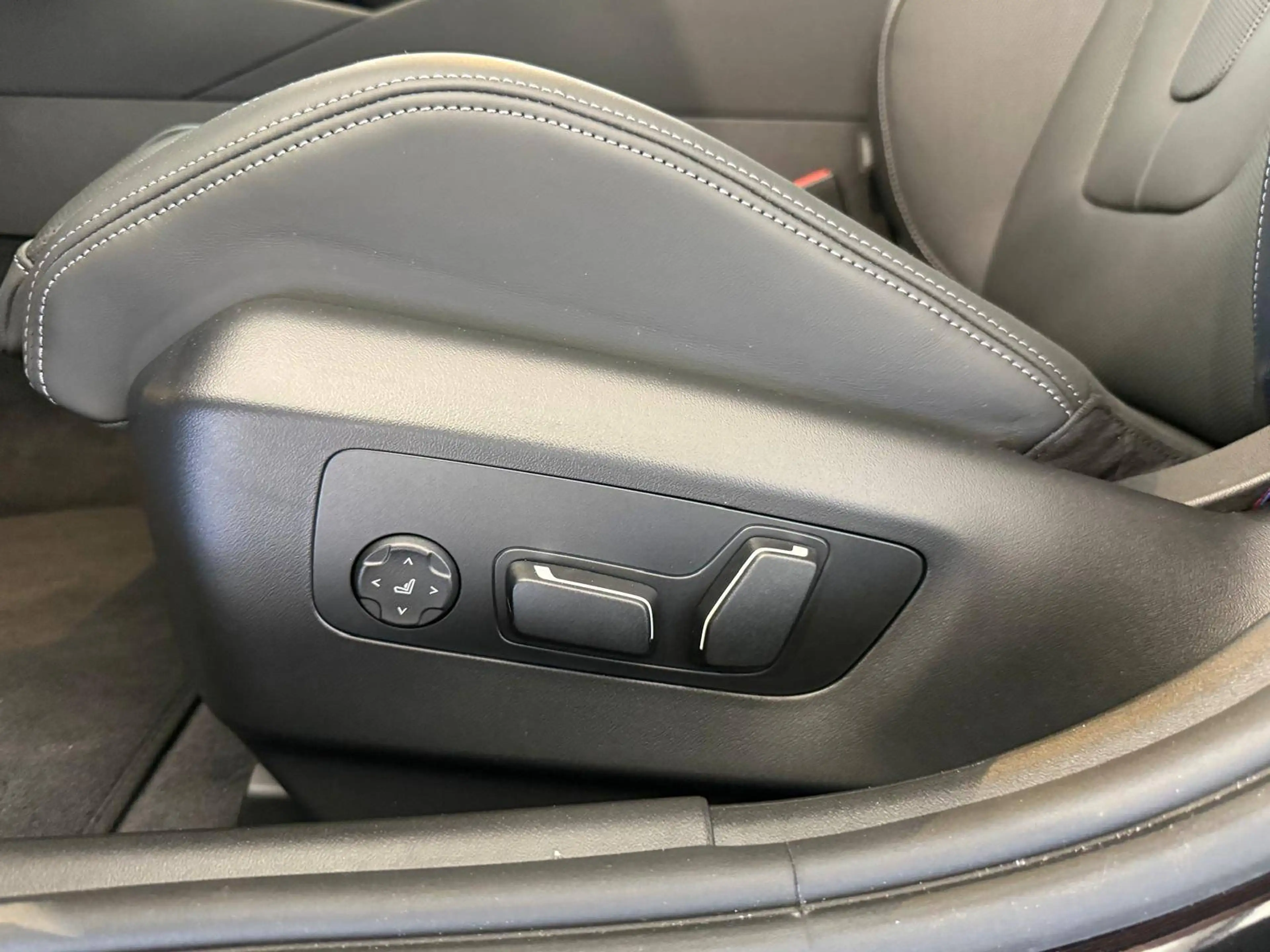 BMW M5 M5 TOURING / COMFORT / AHK / PANO / ICONIC / 21" — photo 14