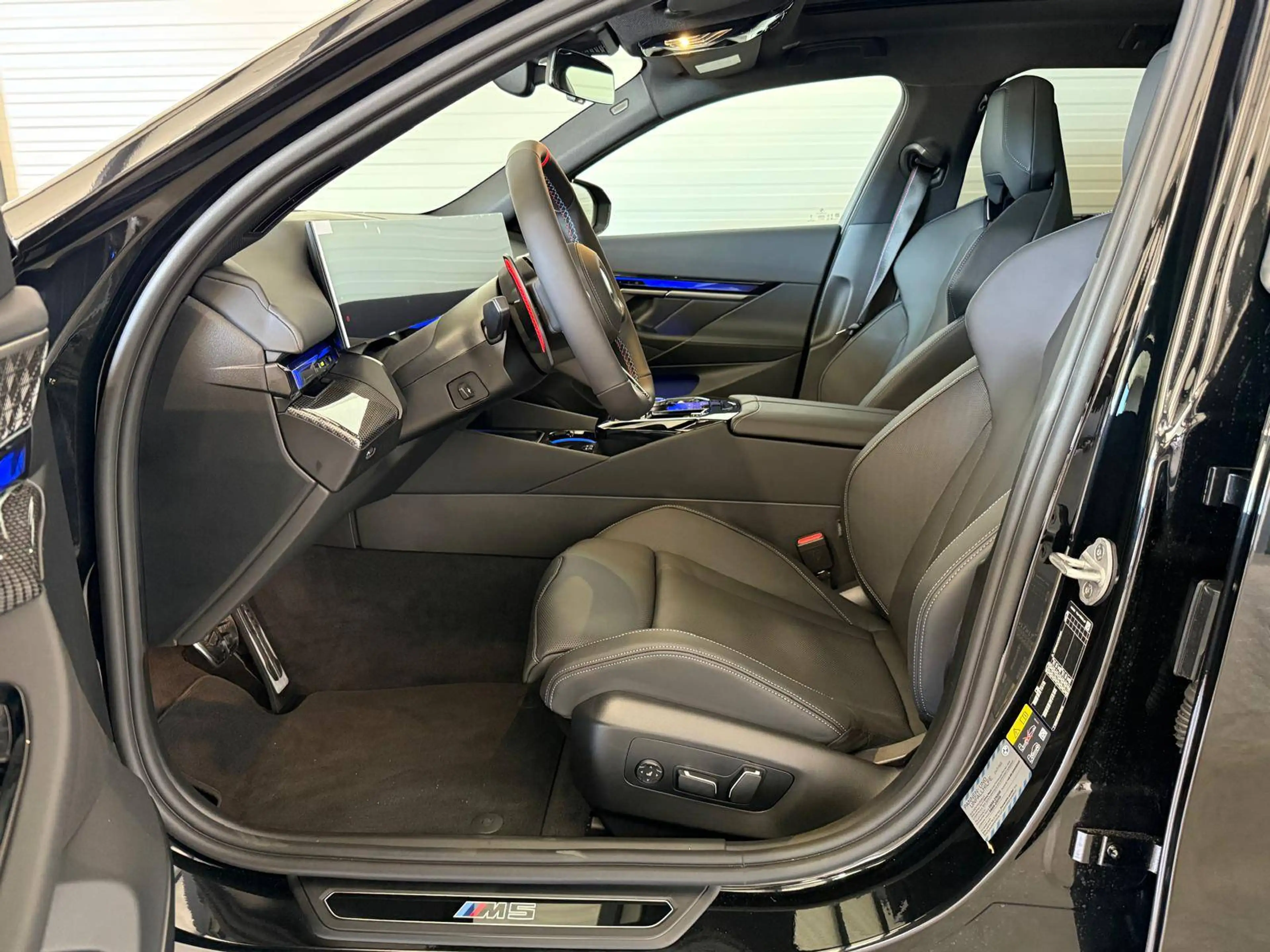 BMW M5 M5 TOURING / COMFORT / AHK / PANO / ICONIC / 21" — photo 13