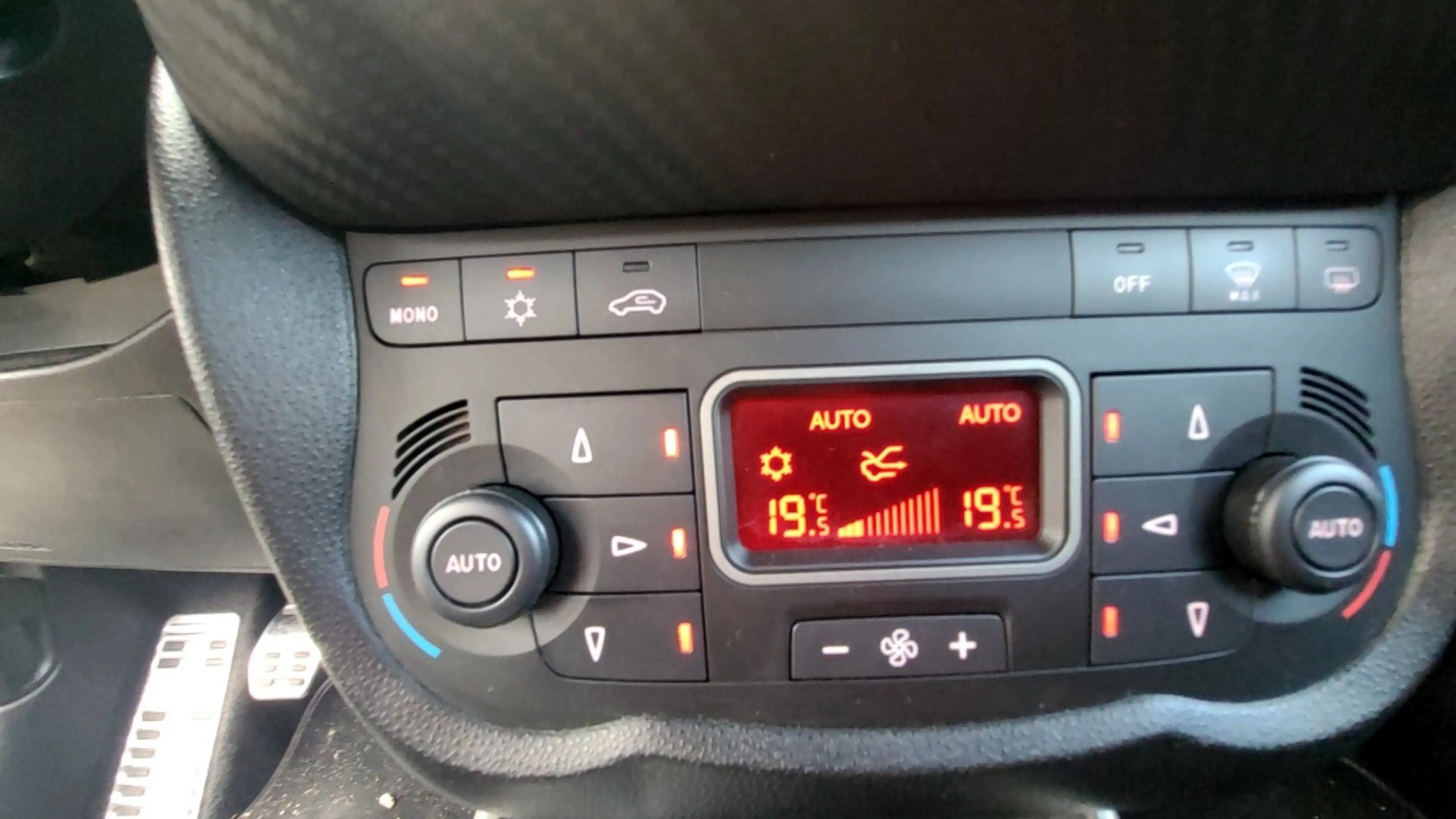 Alfa Romeo MiTo 0.9 T. Air ECO Super — photo 10