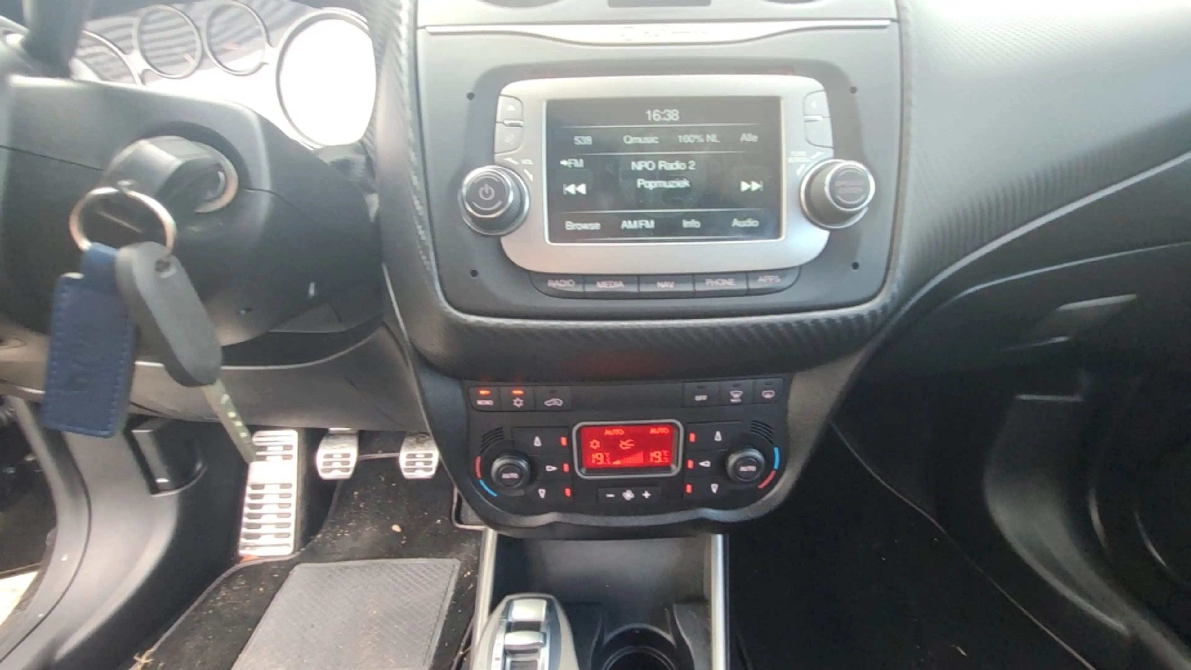 Alfa Romeo MiTo 0.9 T. Air ECO Super — photo 8