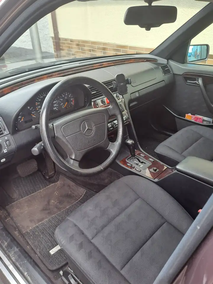 Mercedes-Benz C 200 W202, foto 4