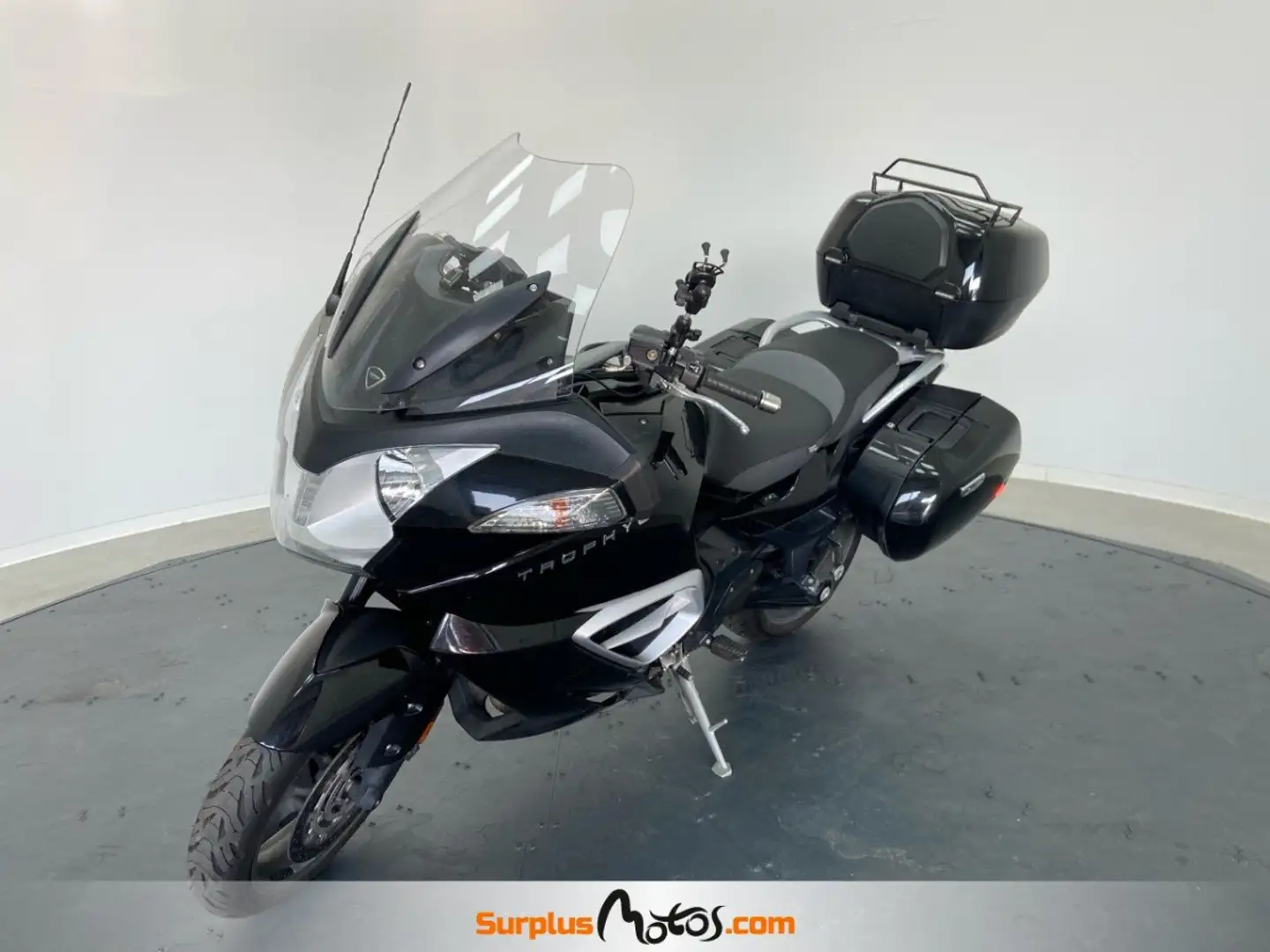 Triumph Trophy 1200 SE - 1