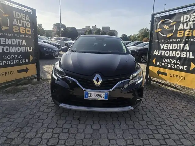 Renault Captur view 2