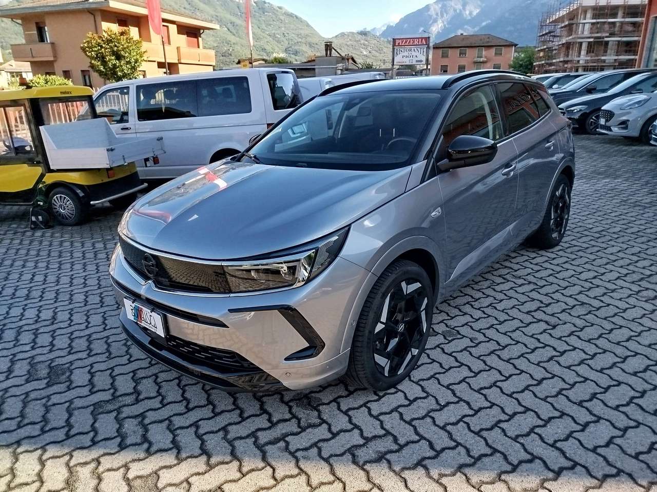 Opel Grandland X Grandland I 2022 1.6 phev Ultimate awd 300cv auto