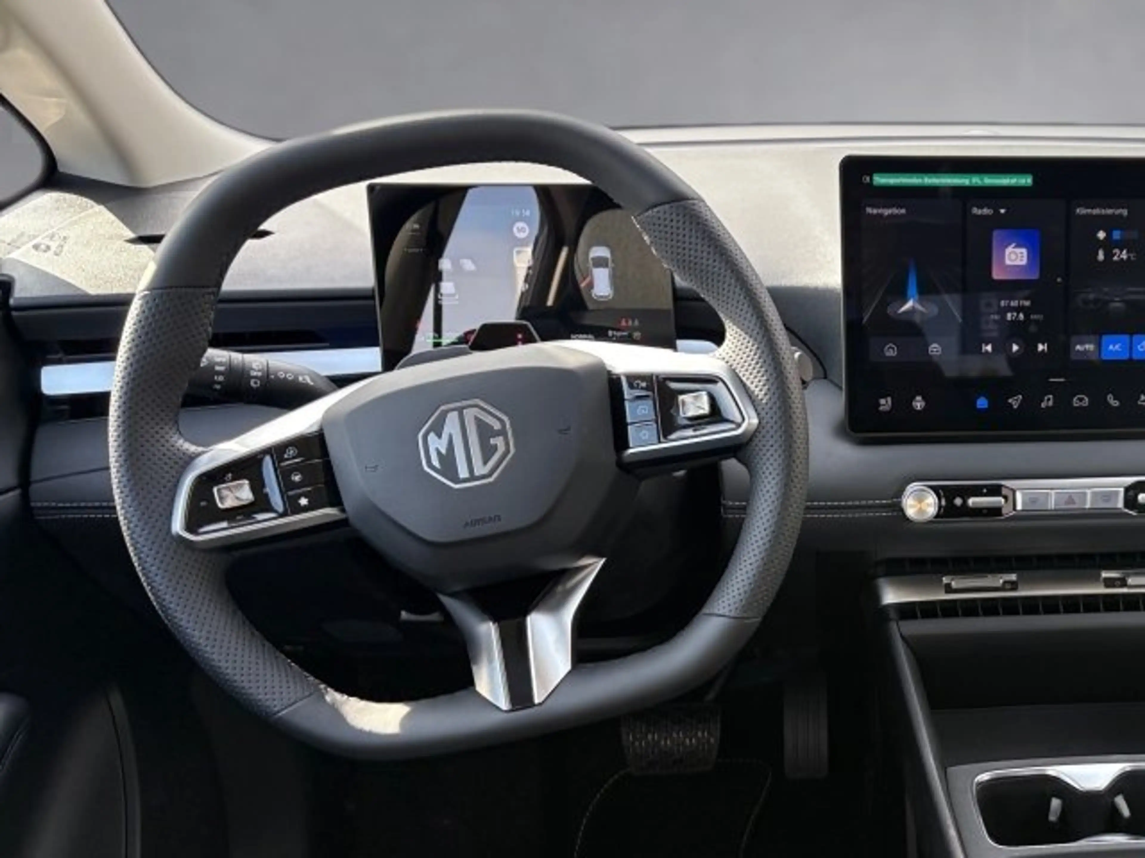 MG MG4 Urban Luxury 54kwh MY25 — photo 10