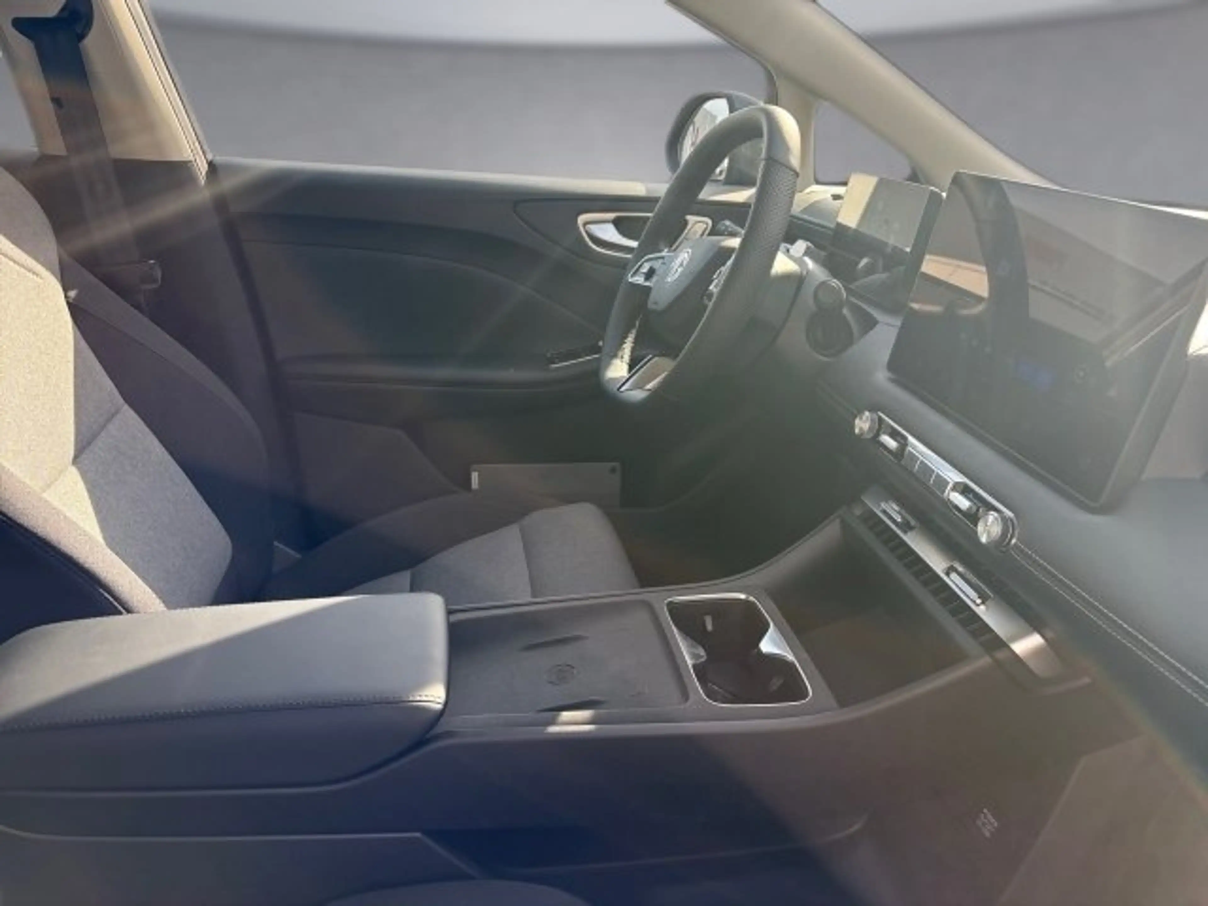 MG MG4 Urban Luxury 54kwh MY25 — photo 11