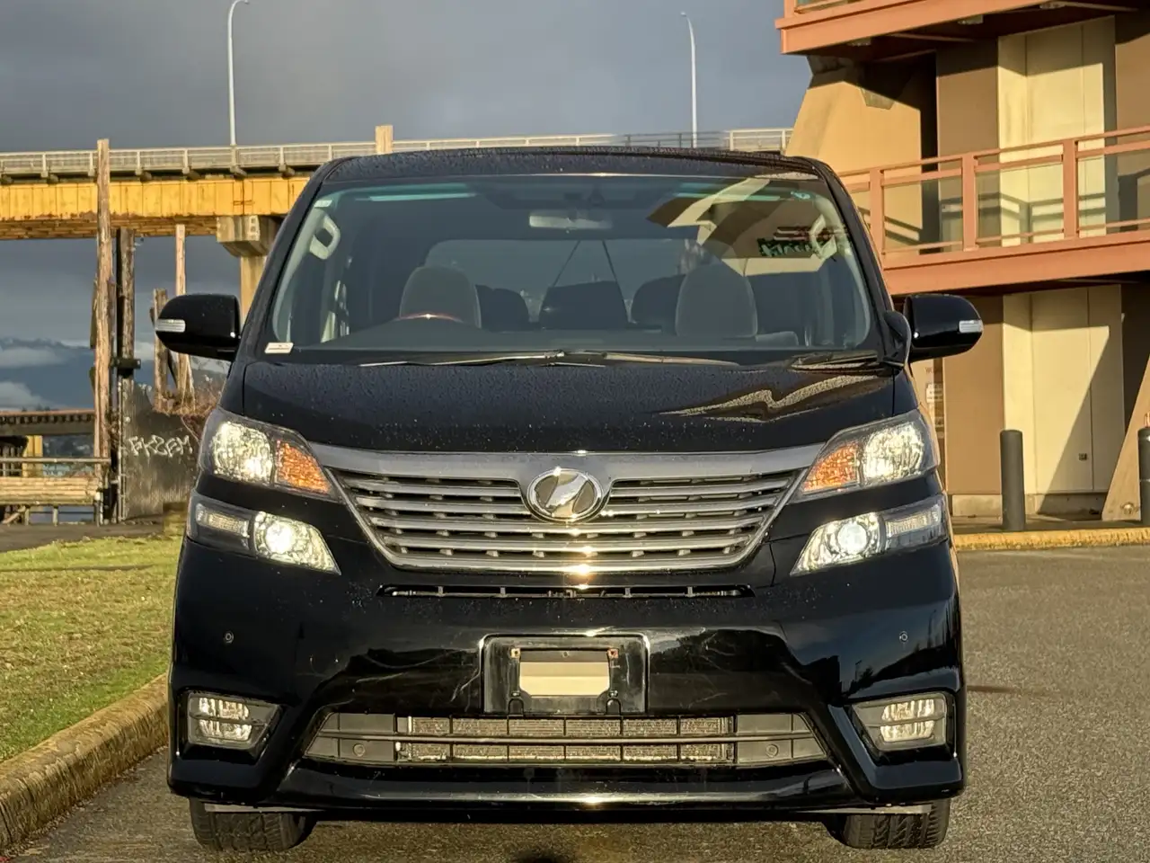 Toyota Sienna снимка Toyota Sienna