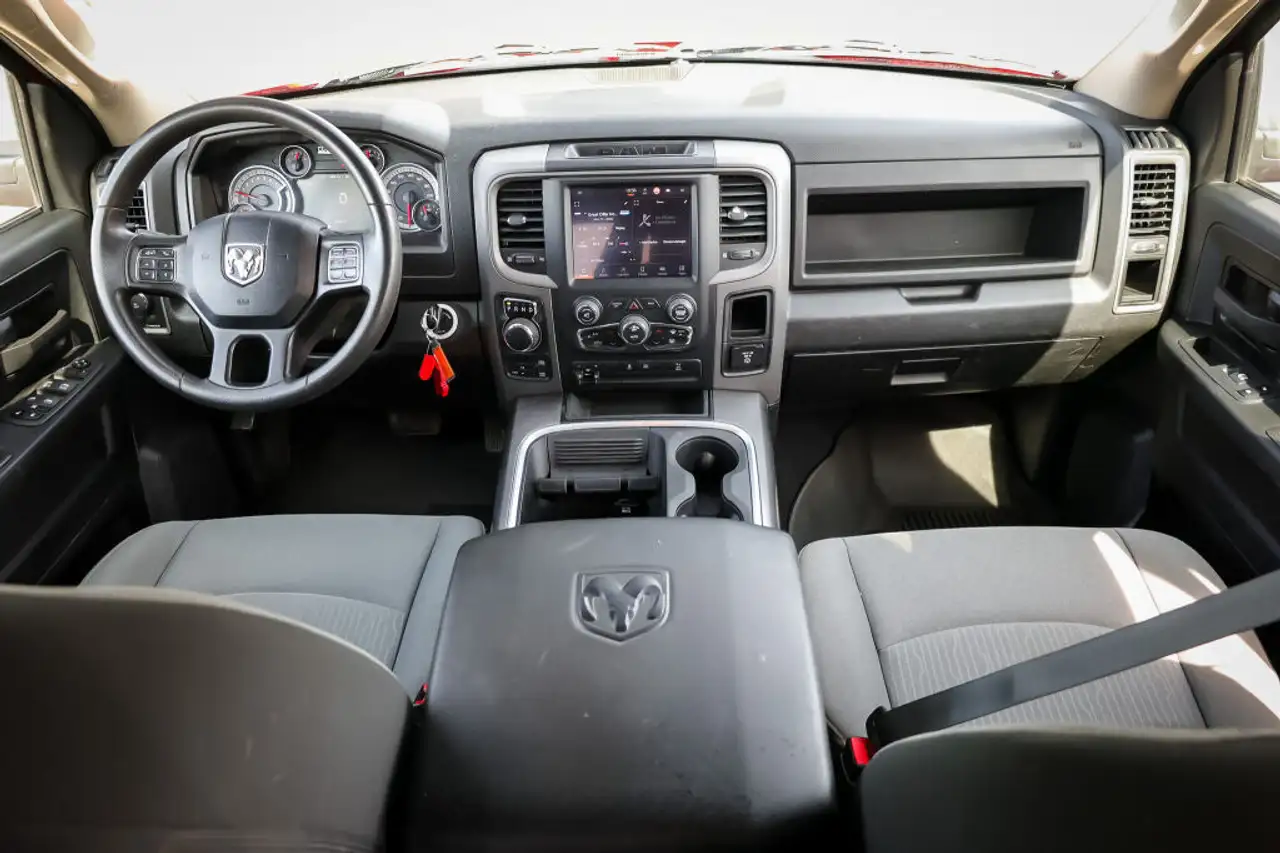 RAM 1500 снимка RAM 1500