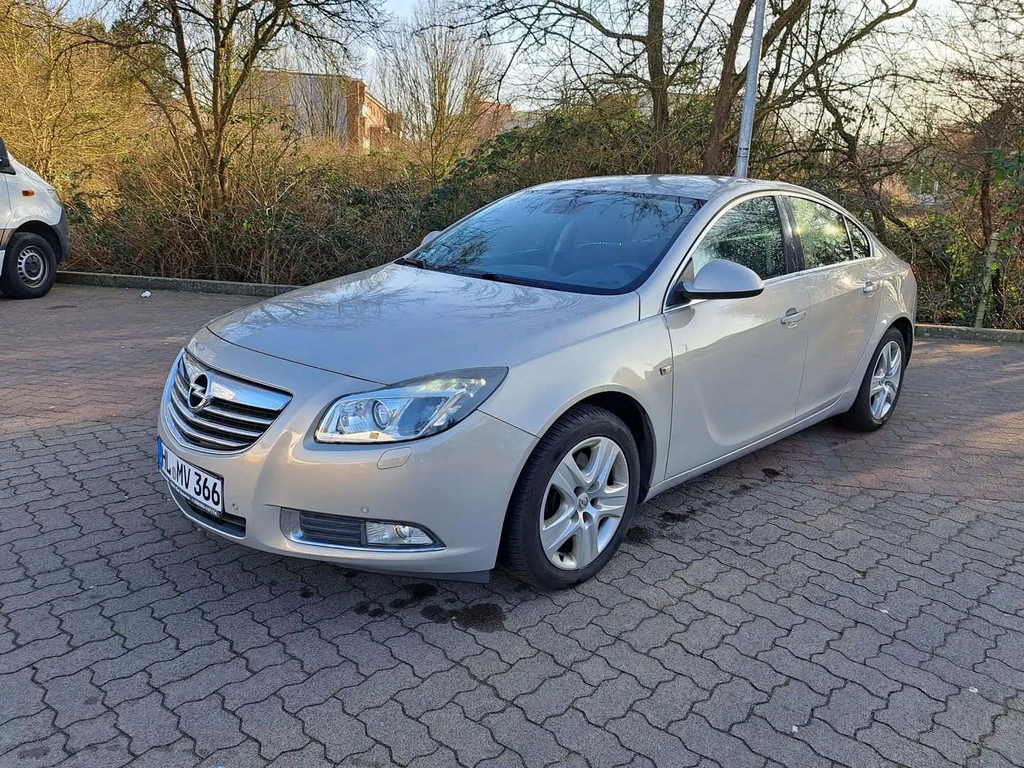 Opel Insignia 2.0 Turbo Aut. Edition - 1