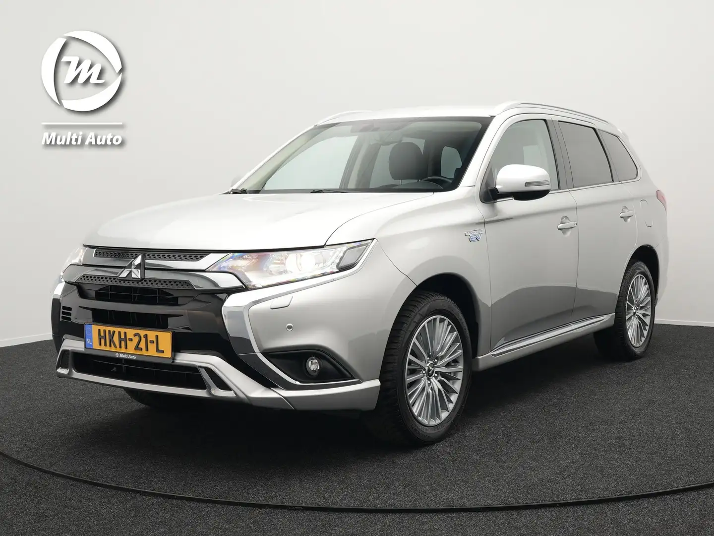Mitsubishi Outlander 2.4 Intense Plug in Hybrid 225pk PHEV | Carplay | Zilver - 1