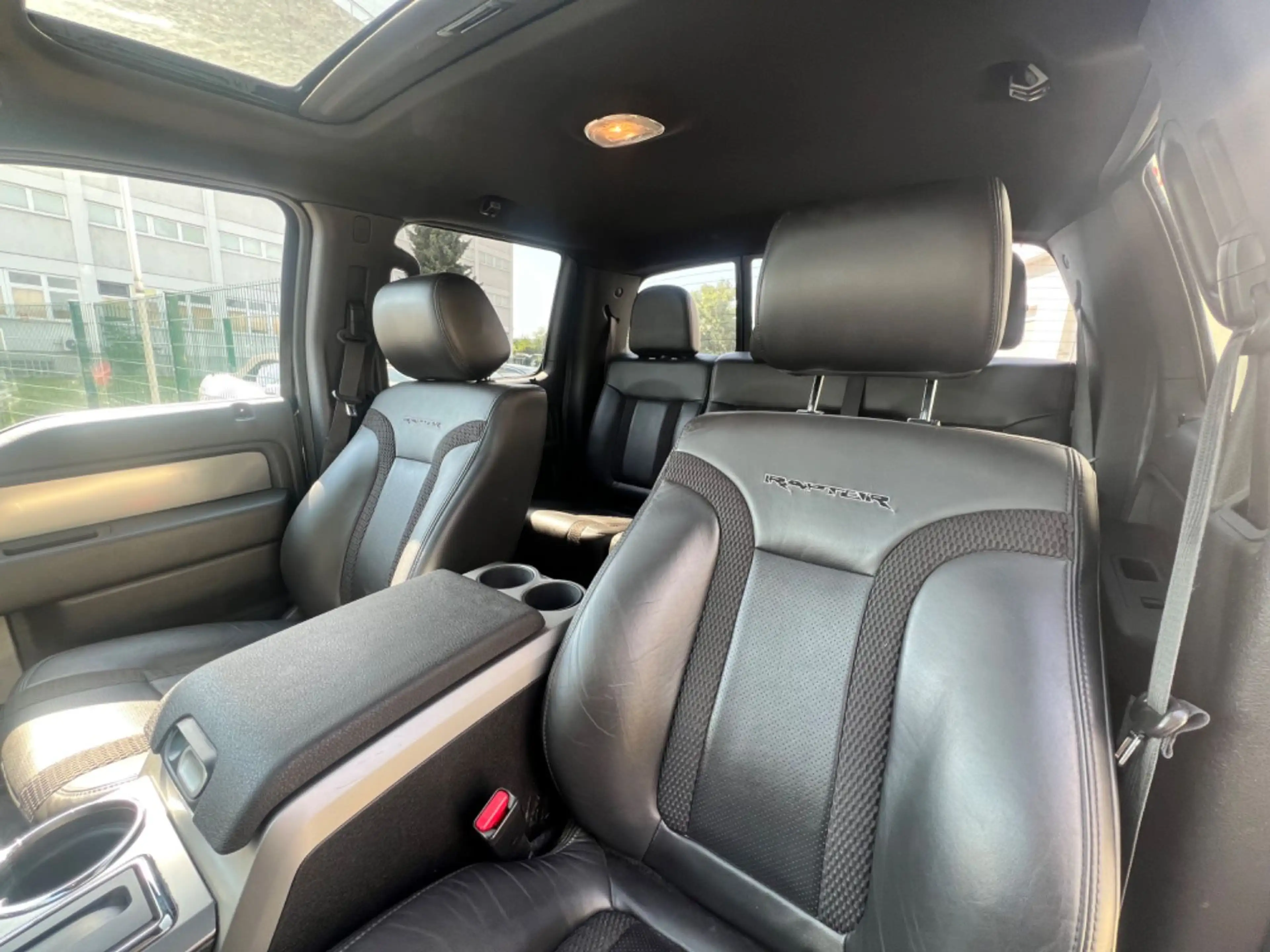 Ford F 150 6,2 Raptor Doppelkabine LPG / SHZ / Kamera — photo 10