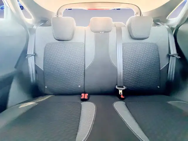 Ford Puma view 8
