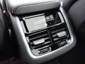 Volvo XC60 Black Edition Ultra B5 AWD/Pano/B&W Zwart - thumbnail 19