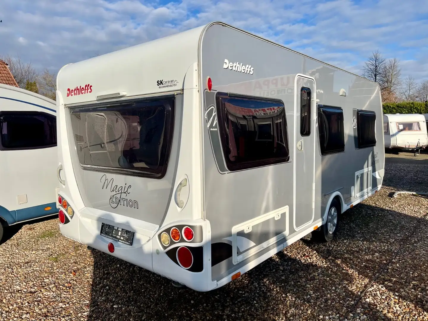 Dethleffs 505 DB MagicEdition Mover Festbett Vorzelt Dusch Weiß - 1