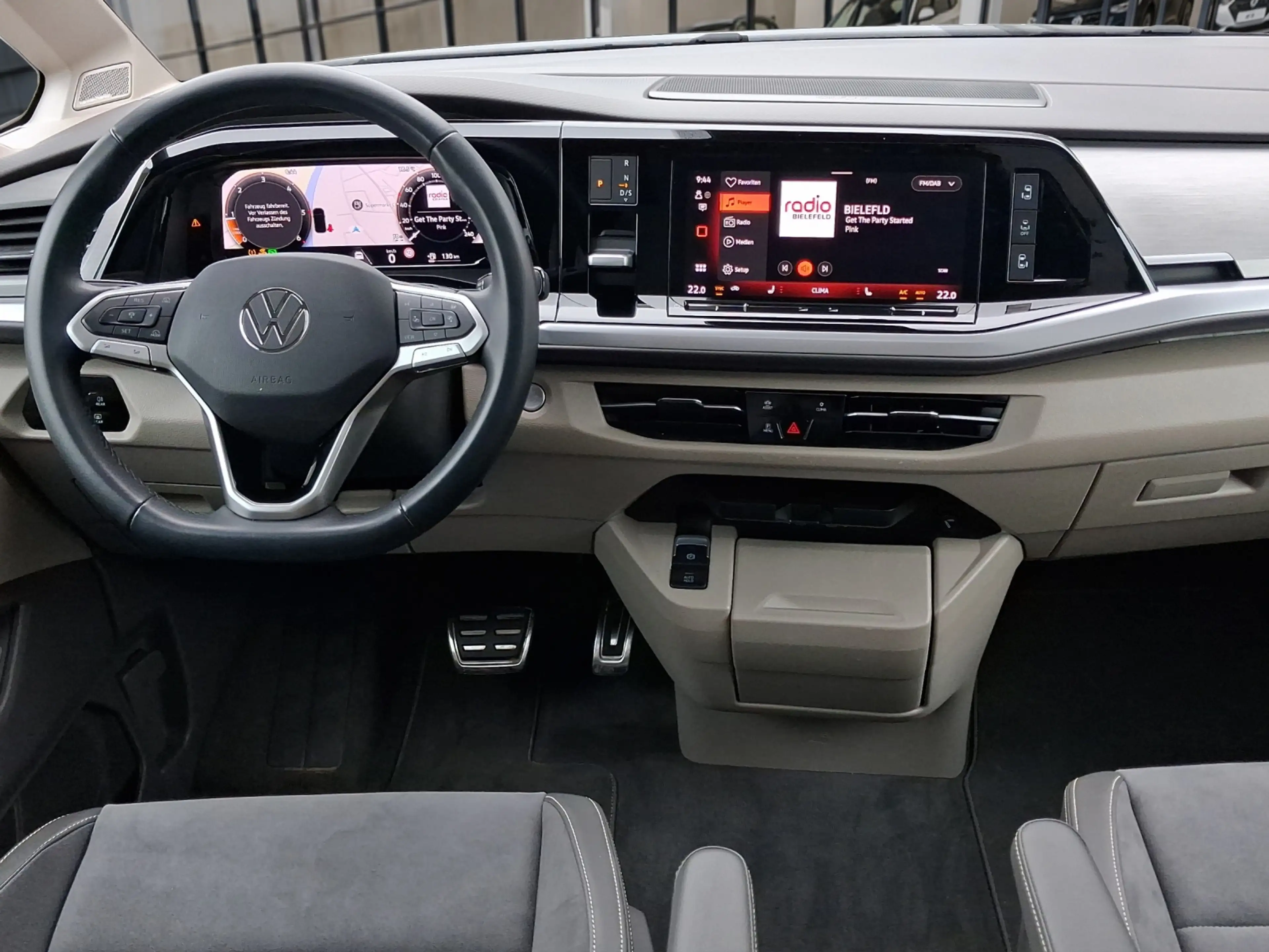 Volkswagen LT Multivan Style Lang 2.0 TDI DSG 2,99% Finanzierung — photo 7