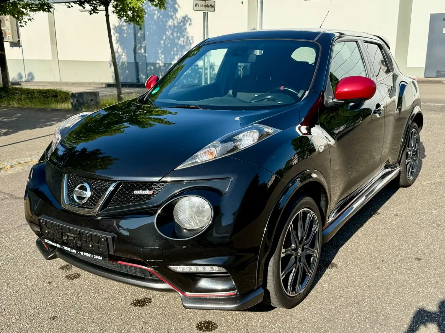 Nissan Juke Nismo Sport TÜV NEU/KEY-LESS/LED/NAVI/TEMP. Czarny - 1