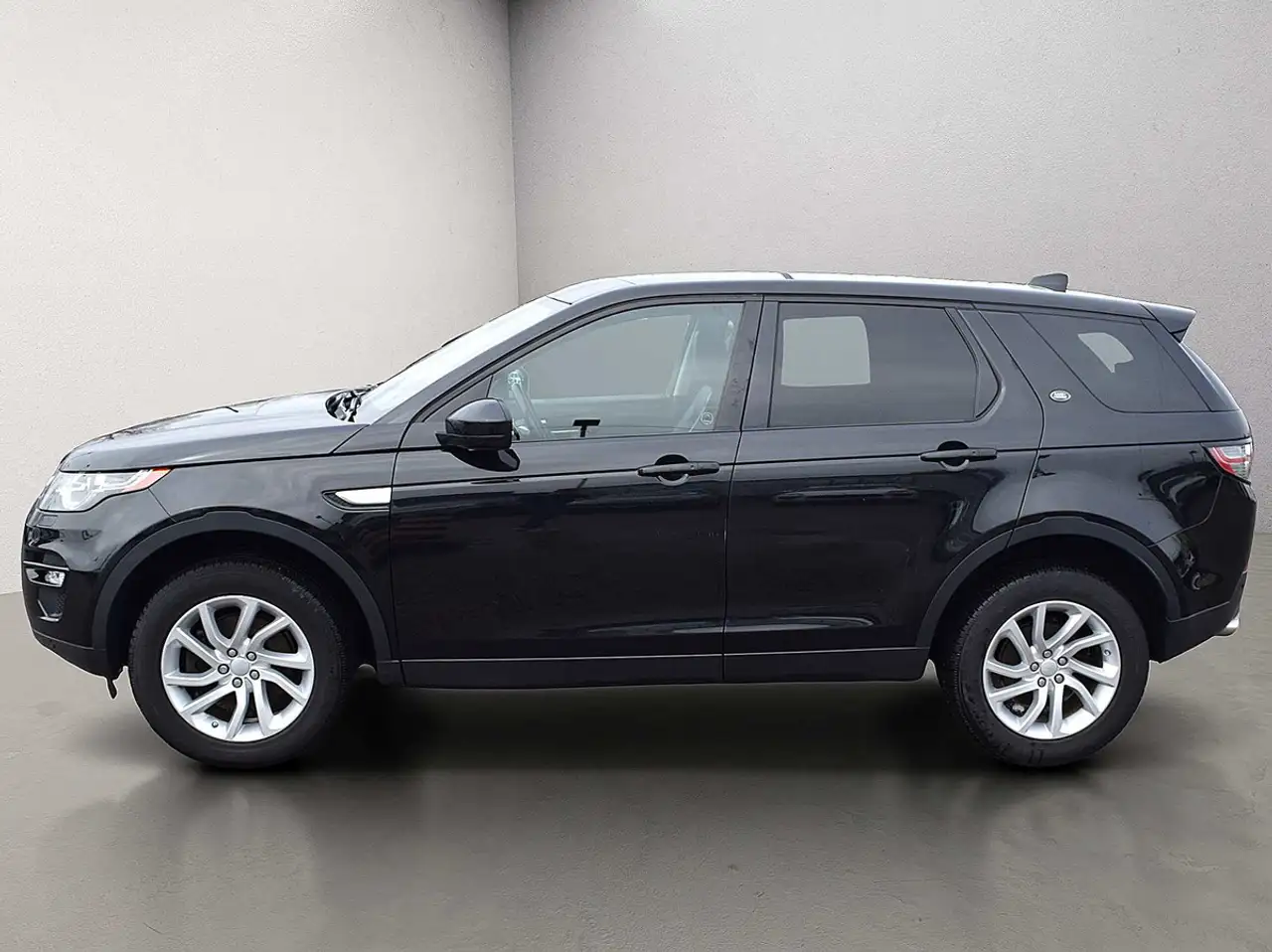 Land Rover Discovery Sport снимка Land Rover Discovery Sport