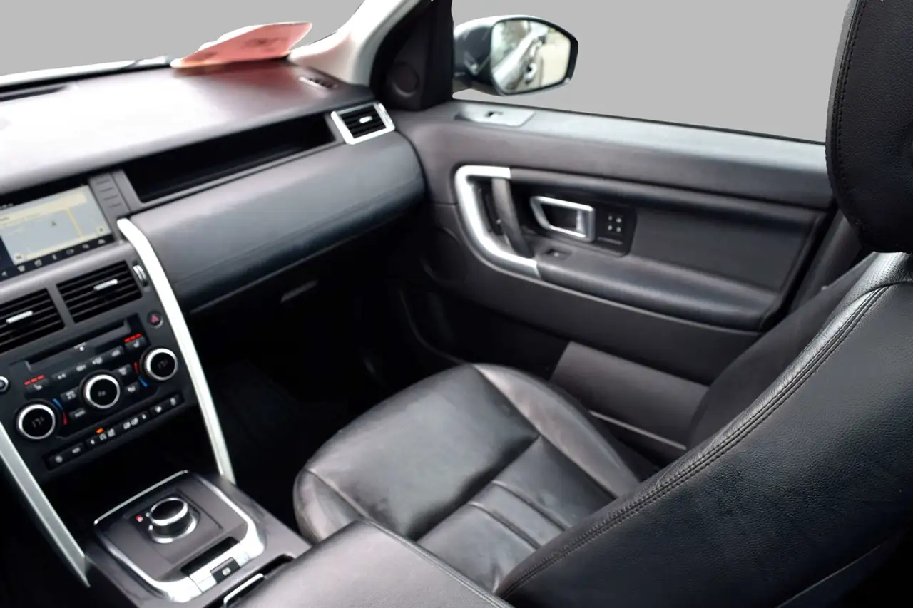 Land Rover Discovery Sport снимка Land Rover Discovery Sport