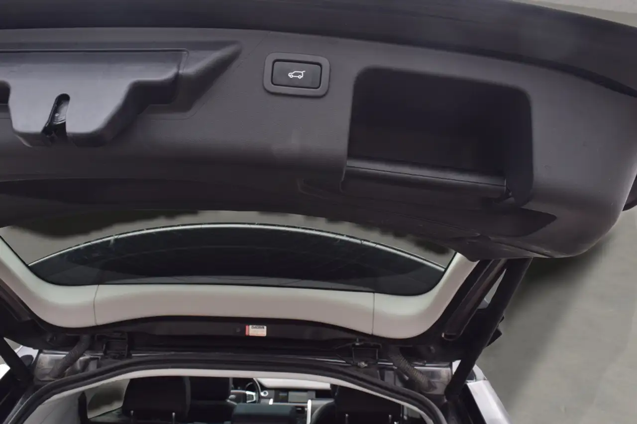 Land Rover Discovery Sport снимка Land Rover Discovery Sport