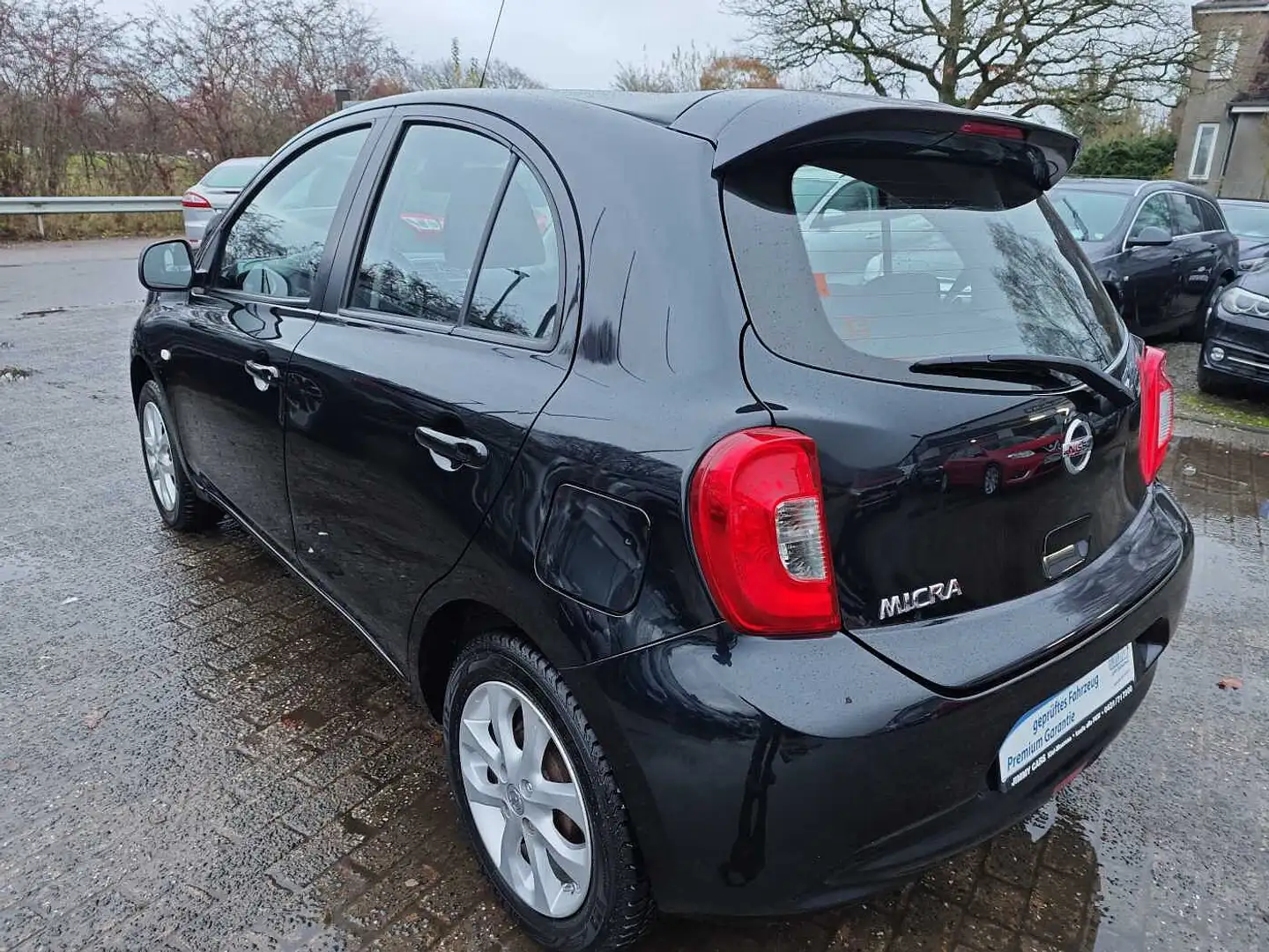 Nissan Micra 1.2 Acenta Schwarz - 2