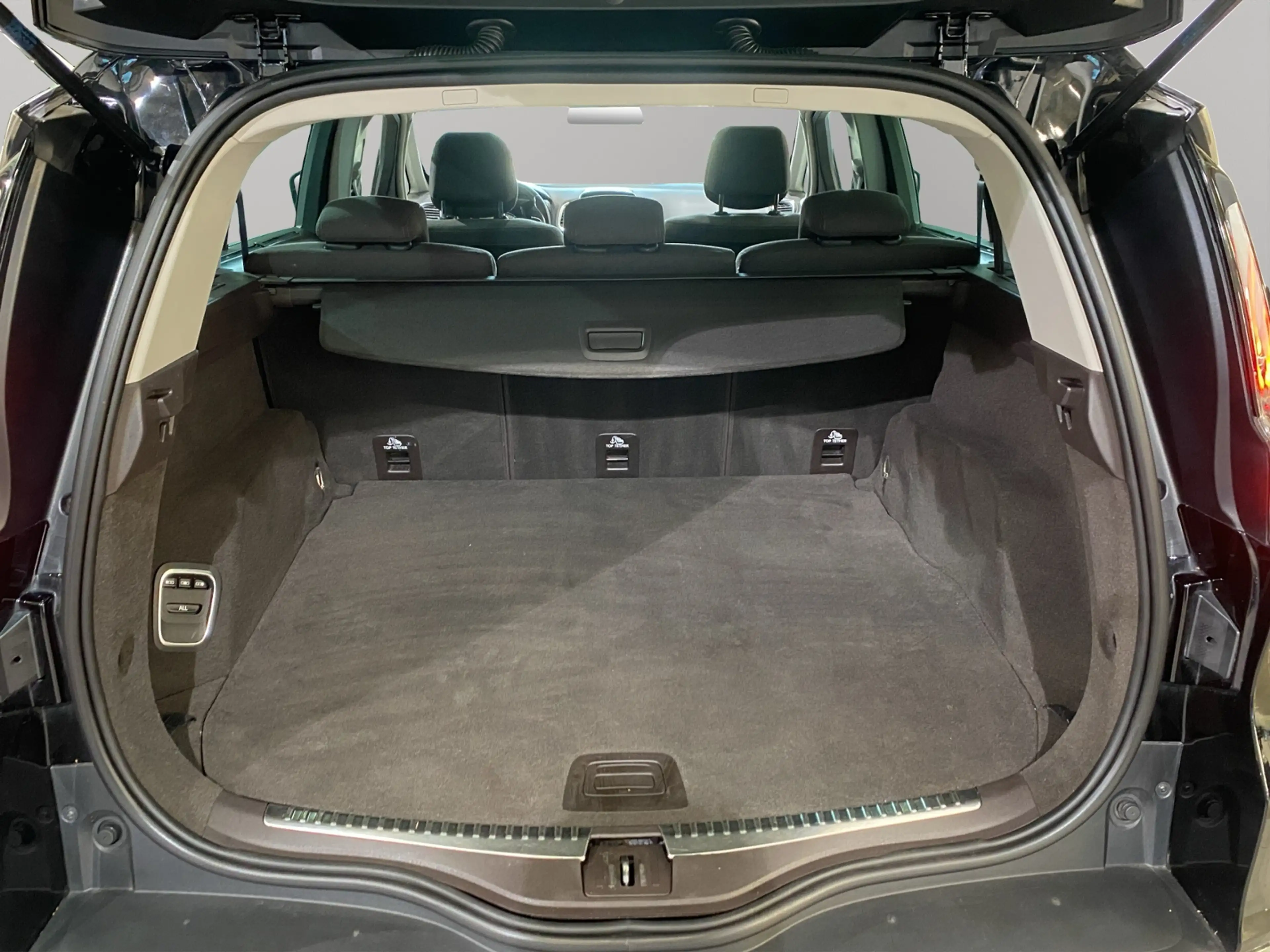 Renault Espace 1.6 dCi (LED, SitzH, WiRä, PDC, GRA) — photo 12