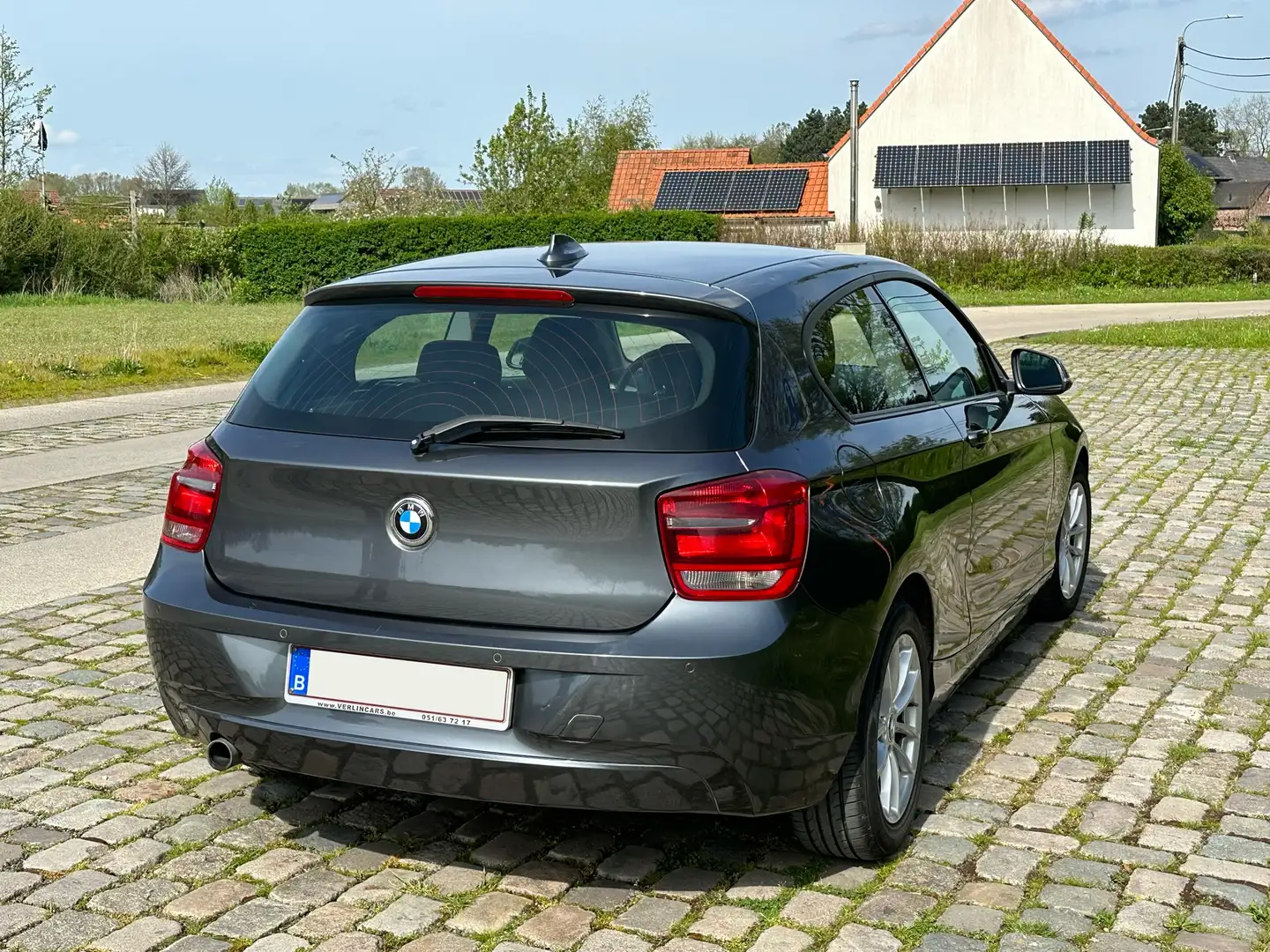 BMW 116 116d EfficientDynamics Edition Grijs - 2