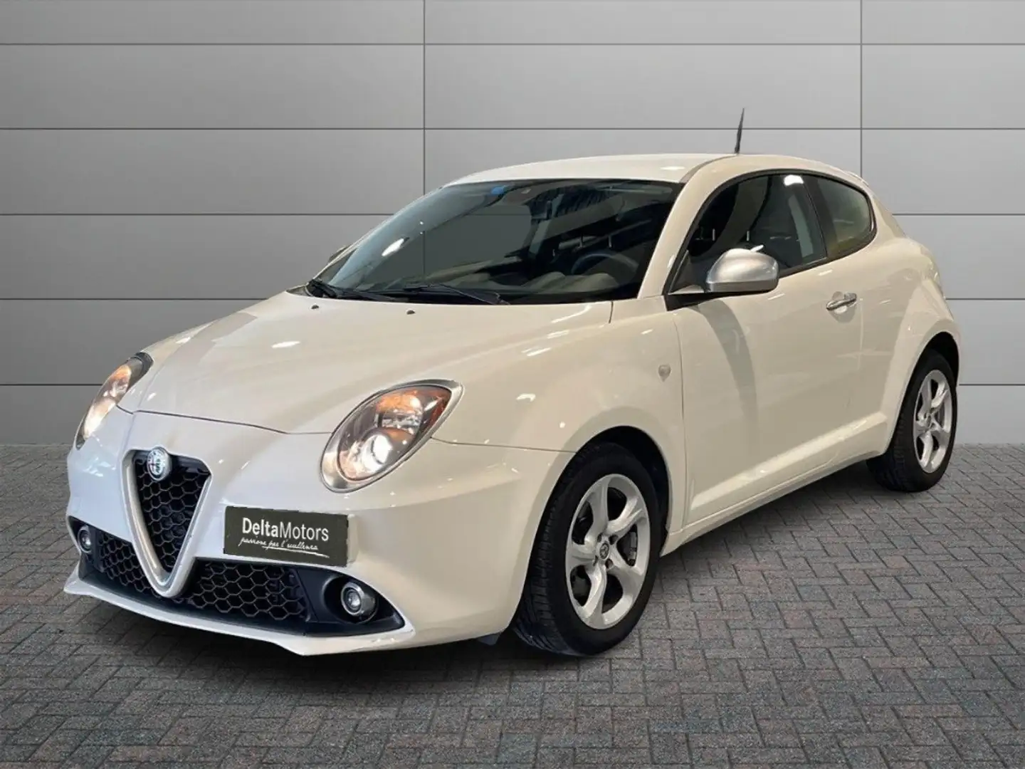 Alfa Romeo MiTo 1.3 JTDm Urban Blanc - 1