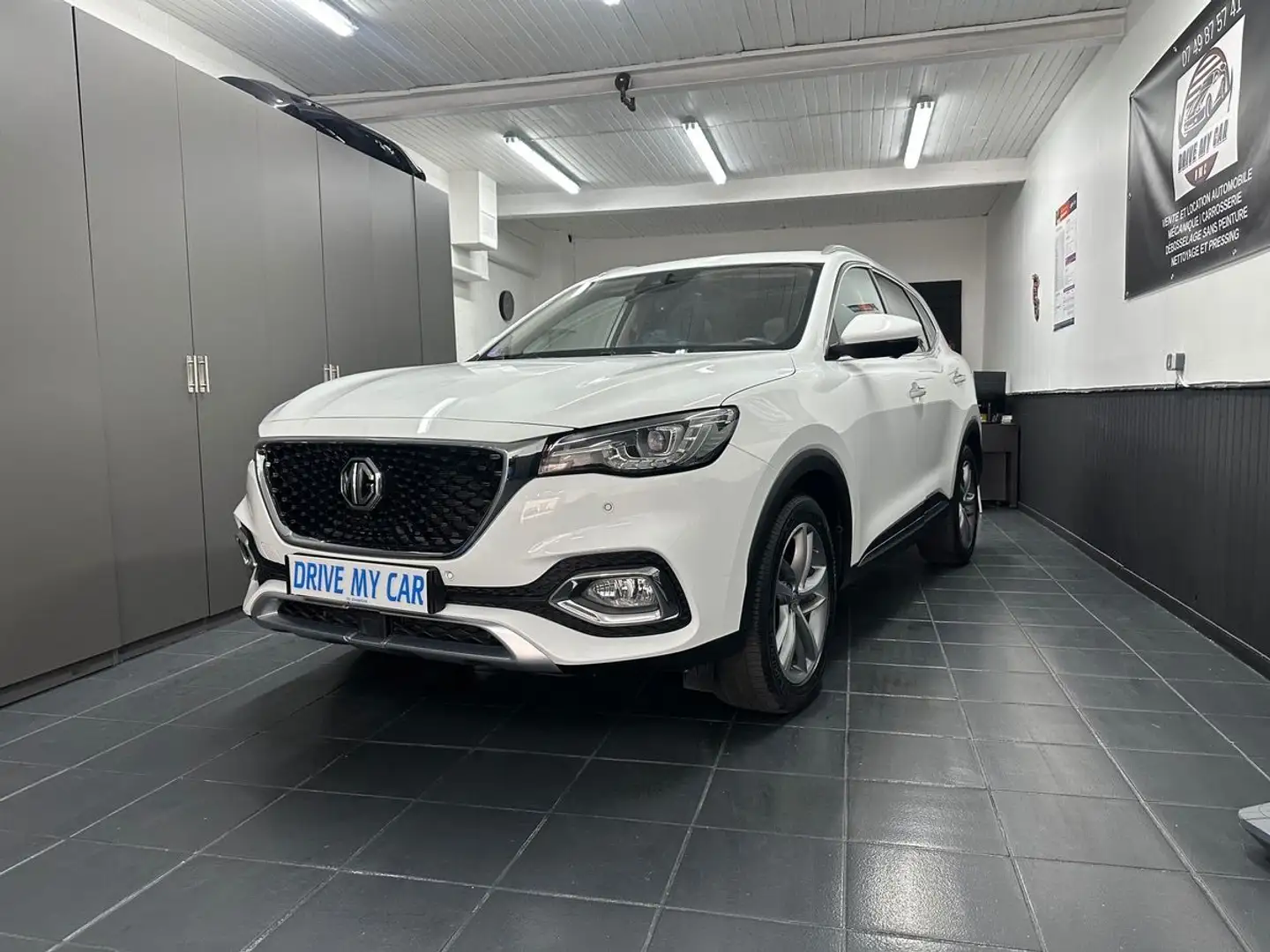 MG EHS 1.5 T-GDI PLUG-IN 258CH HYBRID 29 000 KMS Blanc - 1