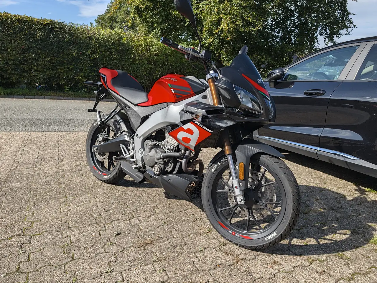 Aprilia Tuono