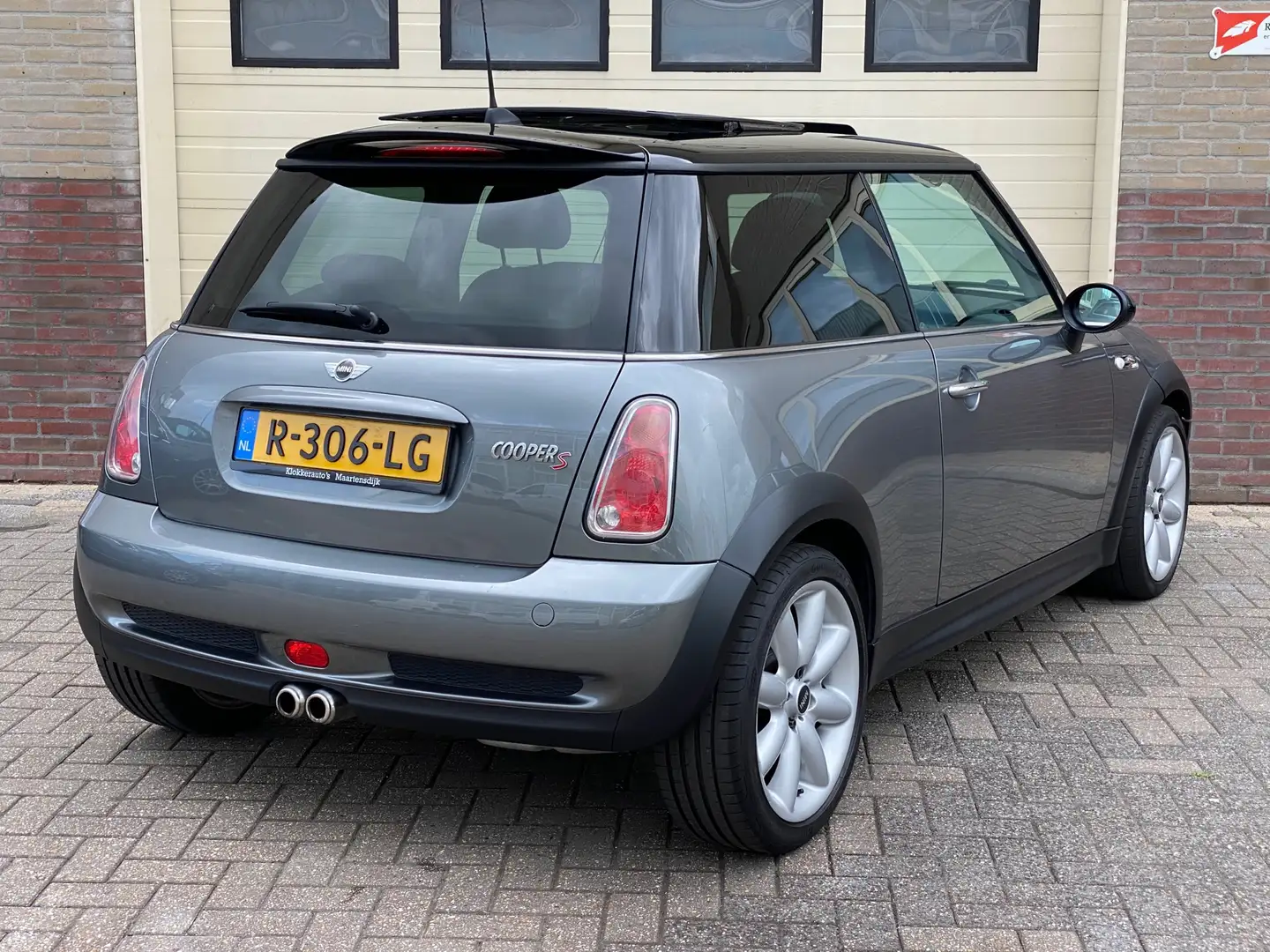 MINI Cooper S Mini 1.6 Pano | Cruise | Harman/ kardon | Stoelver Grijs - 2