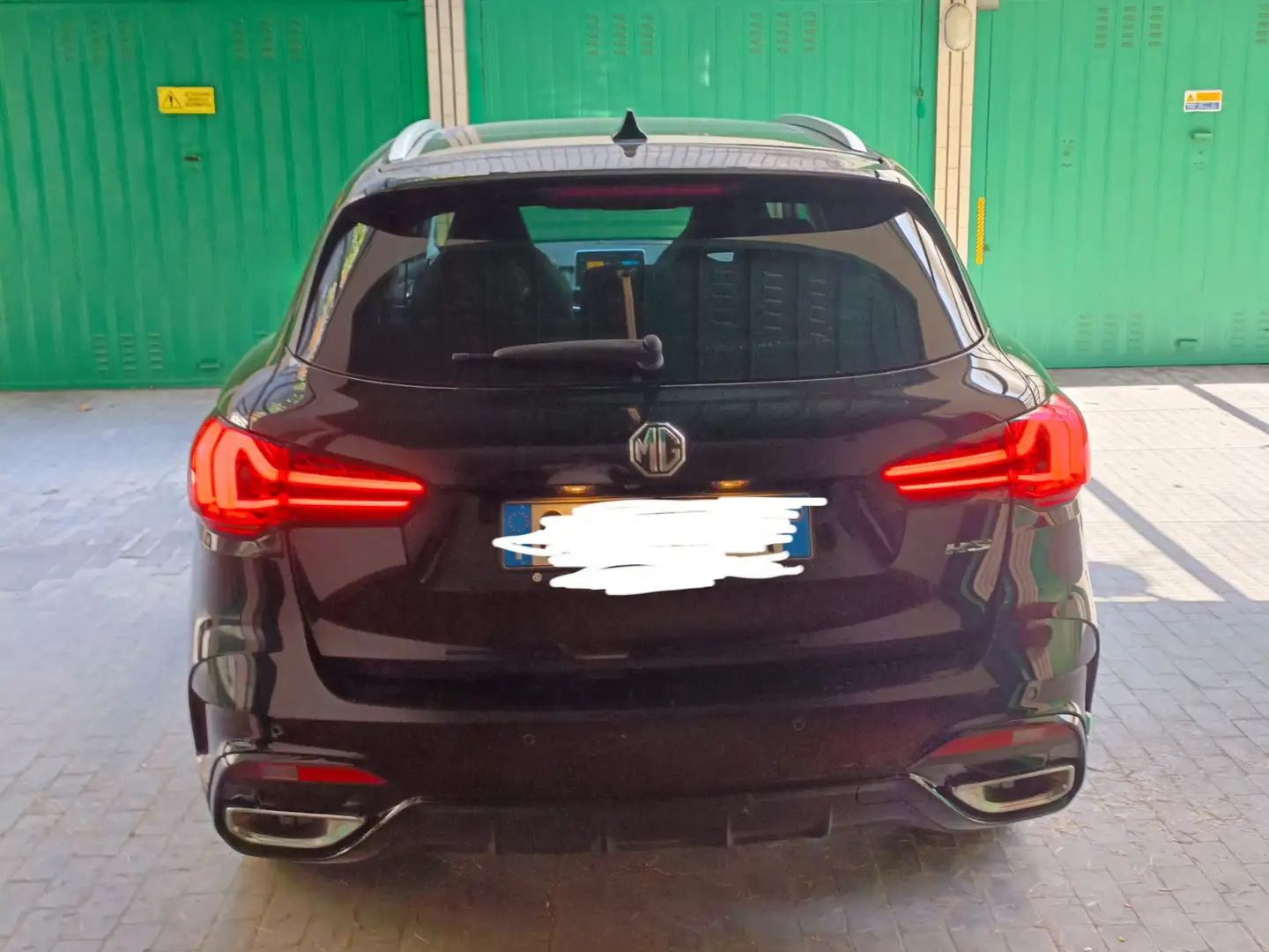 MG HS HS I1.5 t Luxury auto Nero - 2