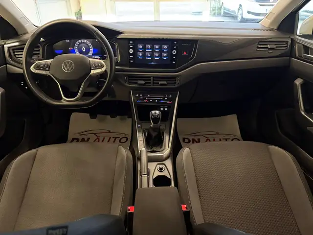 Volkswagen Polo view 12