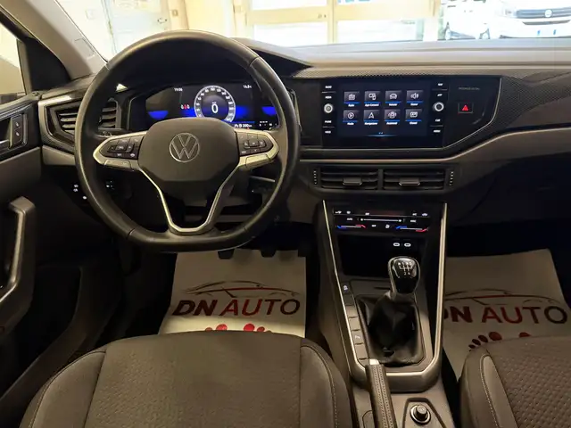 Volkswagen Polo view 13