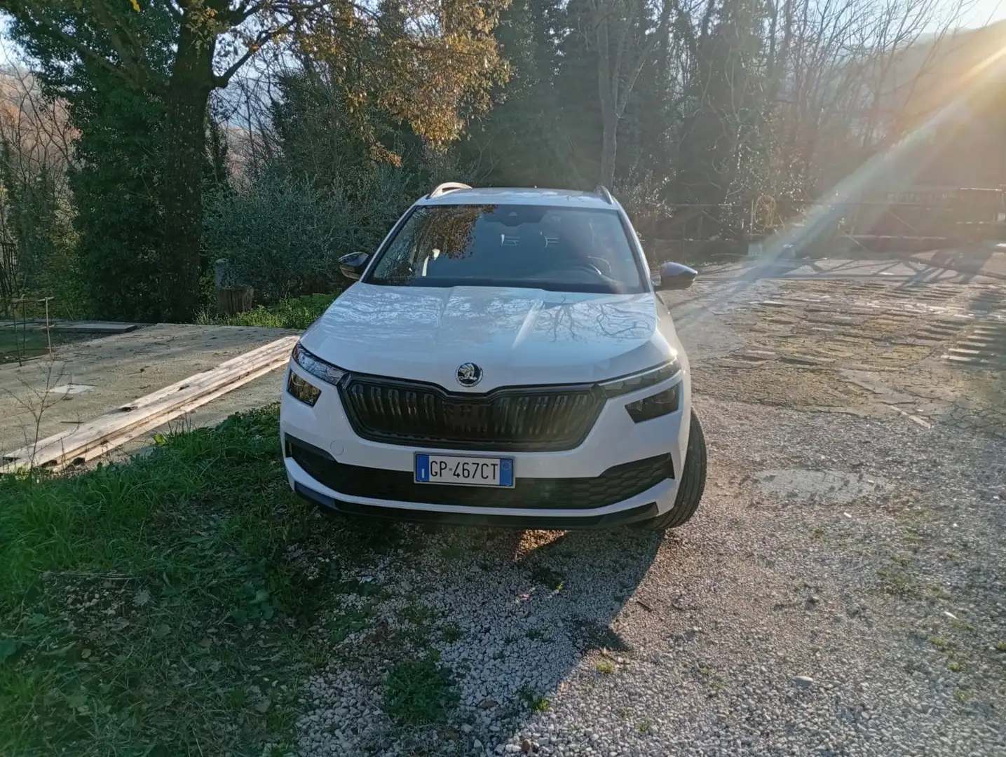 Skoda Kamiq Kamiq 1.0 tsi Black Dots 95cv Bianco - 2