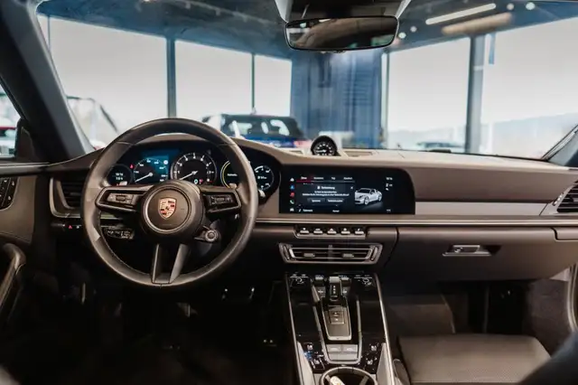 Porsche 911 Targa 4S *SPORTABGASANLAGE / CRONO PAKET / PORSCHE APPROVED BIS 05/2028 / SITZLÜFTUNG / BOSE SOUNDSYSTEM* Ansicht 6