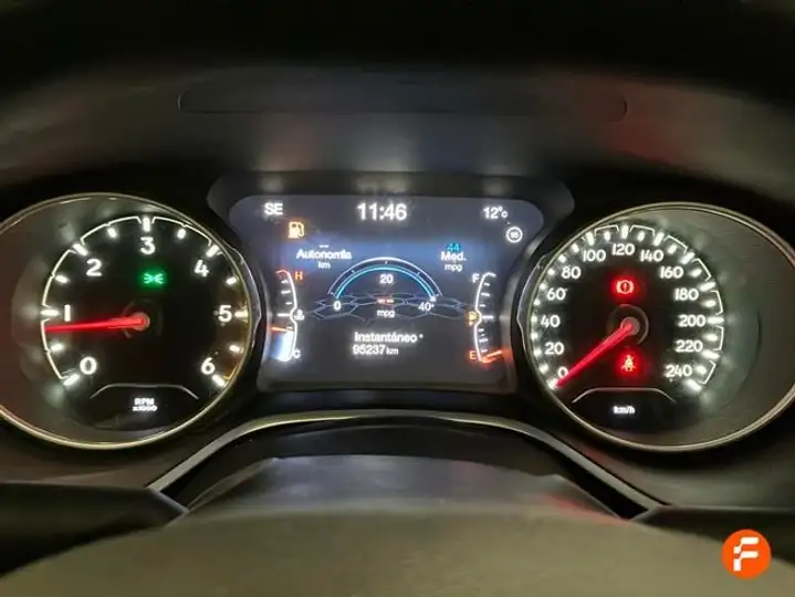 Jeep Compass 2017, foto 15