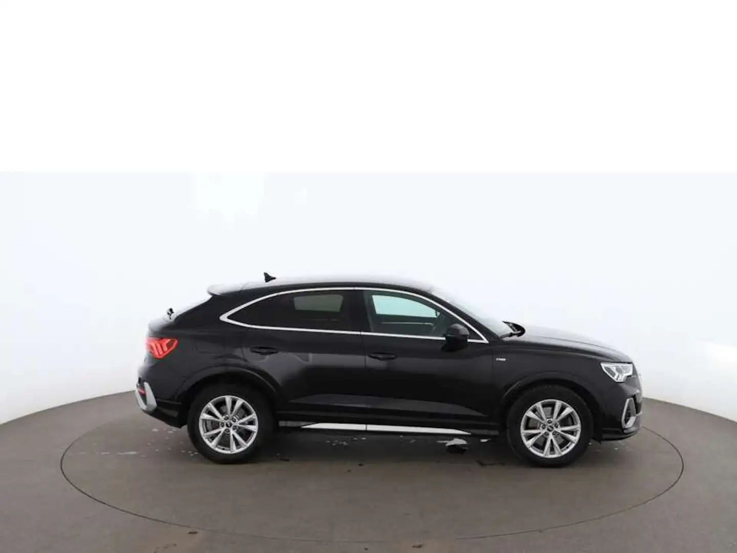 Audi Q3 SB 40 TDI quattro S-Line Aut LED NAVI LEDER Schwarz - 2
