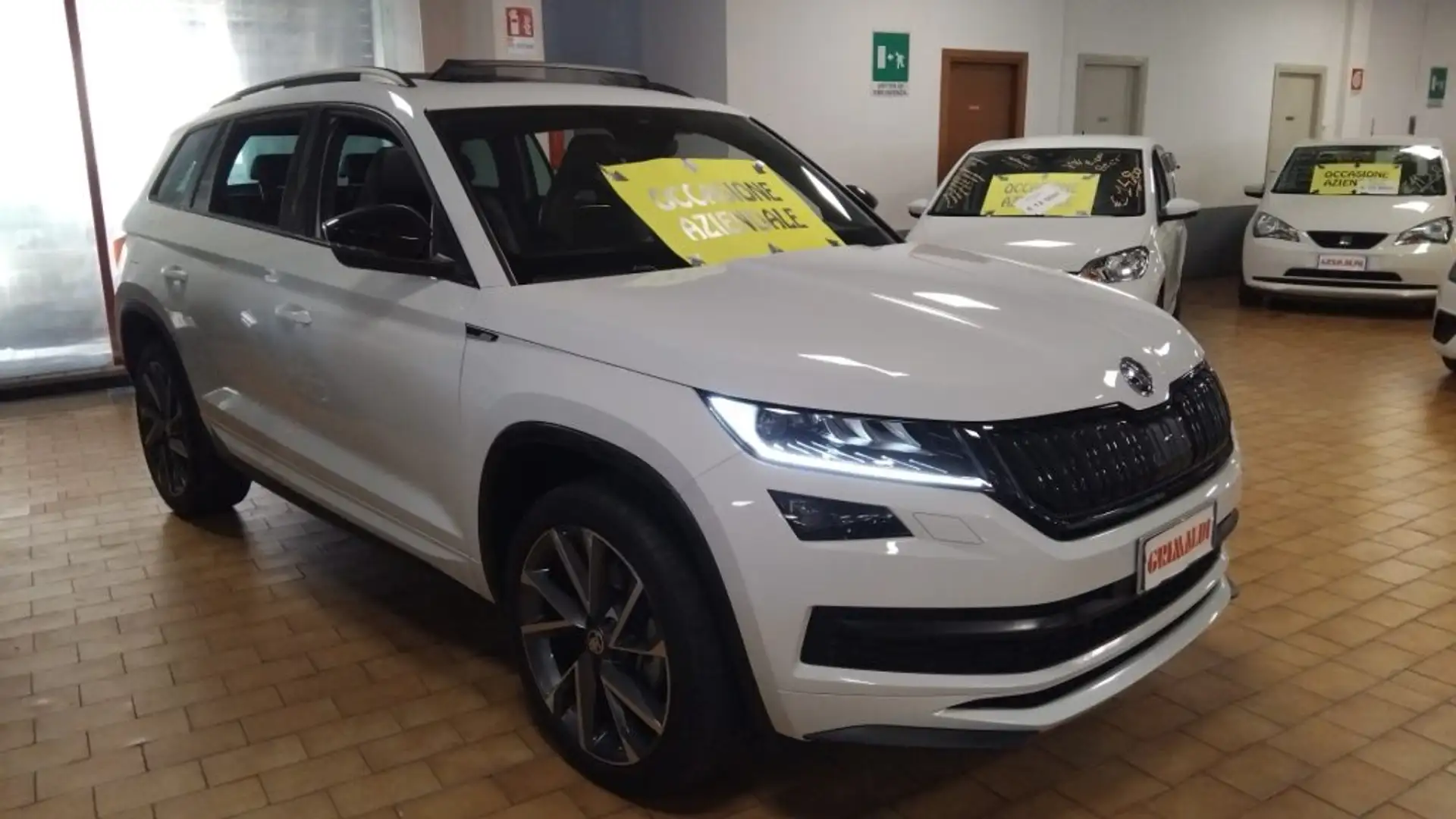 Skoda Kodiaq 2.0 TDI EVO DSG SportLine 7 POSTI TETTO Grigio - 1