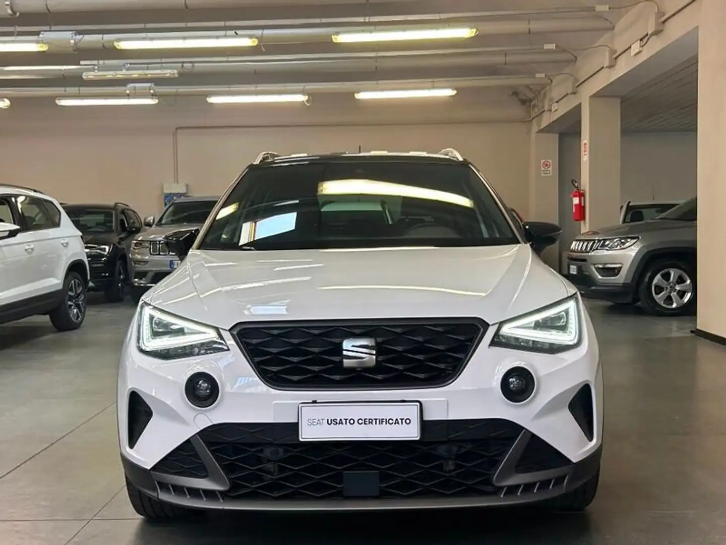 SEAT Arona 1.0 EcoTSI FR Bianco - 2