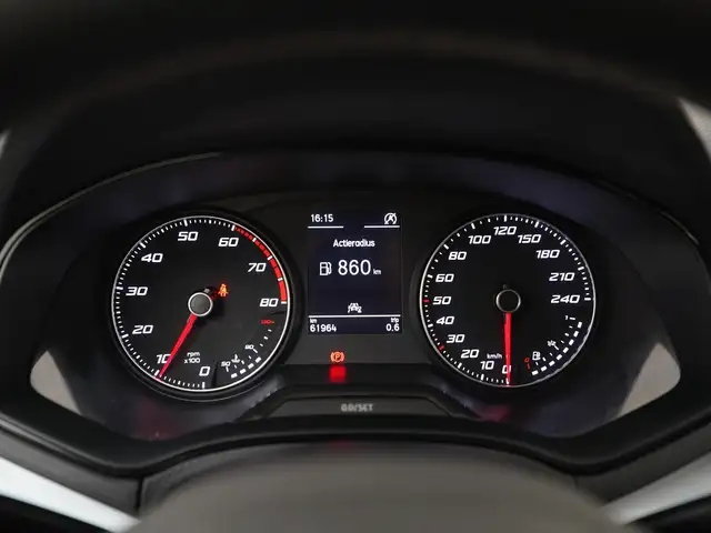 Seat Ibiza view 8