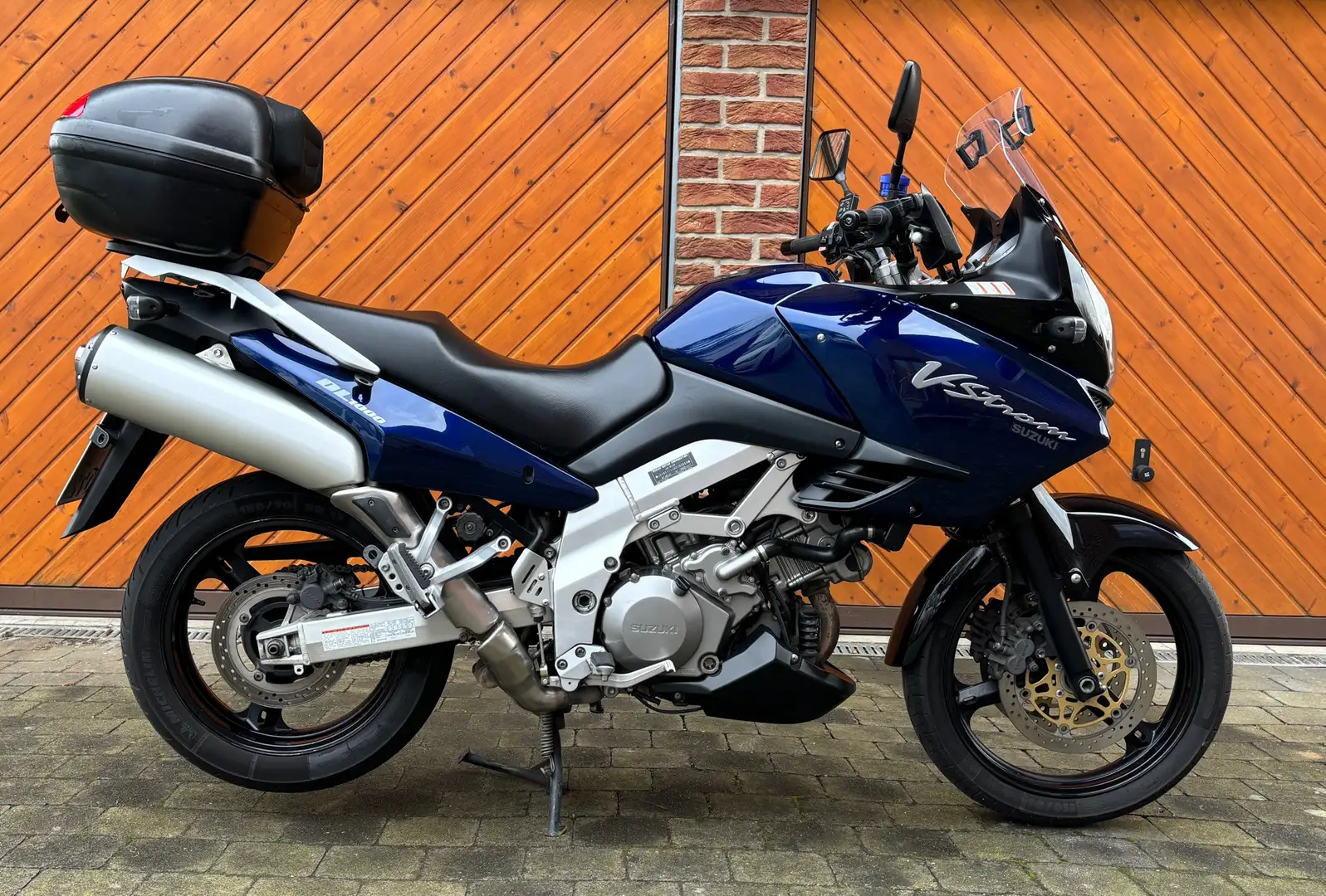 Suzuki V-Strom 1000 DL 1000 Bleu - 1