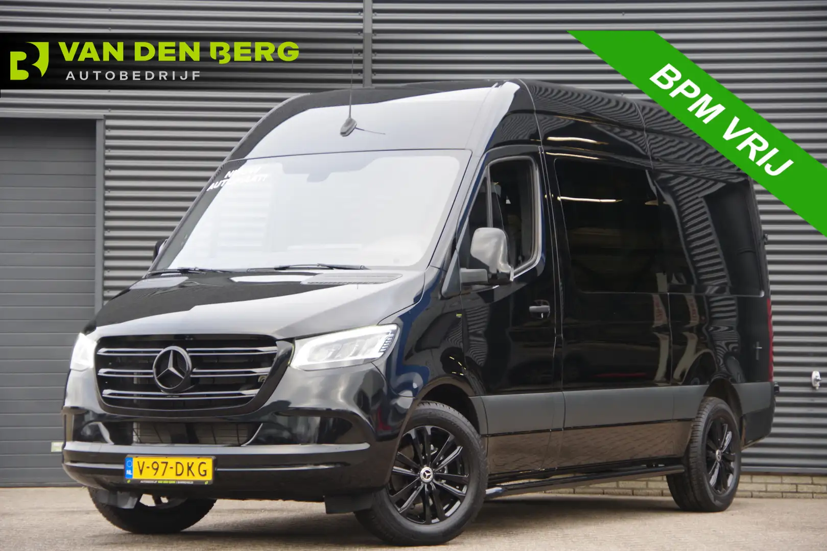 Mercedes-Benz Sprinter 319 1.9 CDI L2H2 DC-6P, AUT. LED, LEDER, MBUX 10'' Zwart - 1